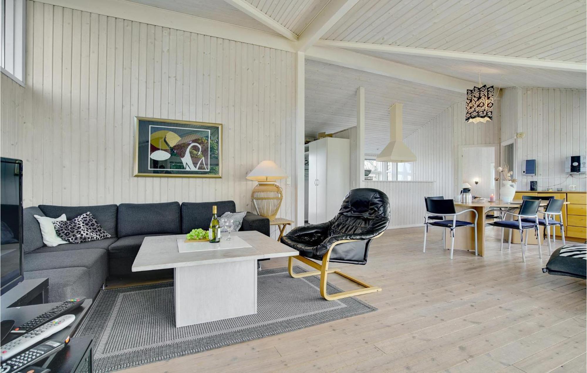 Awesome Home In Stroby With Wifi מראה חיצוני תמונה