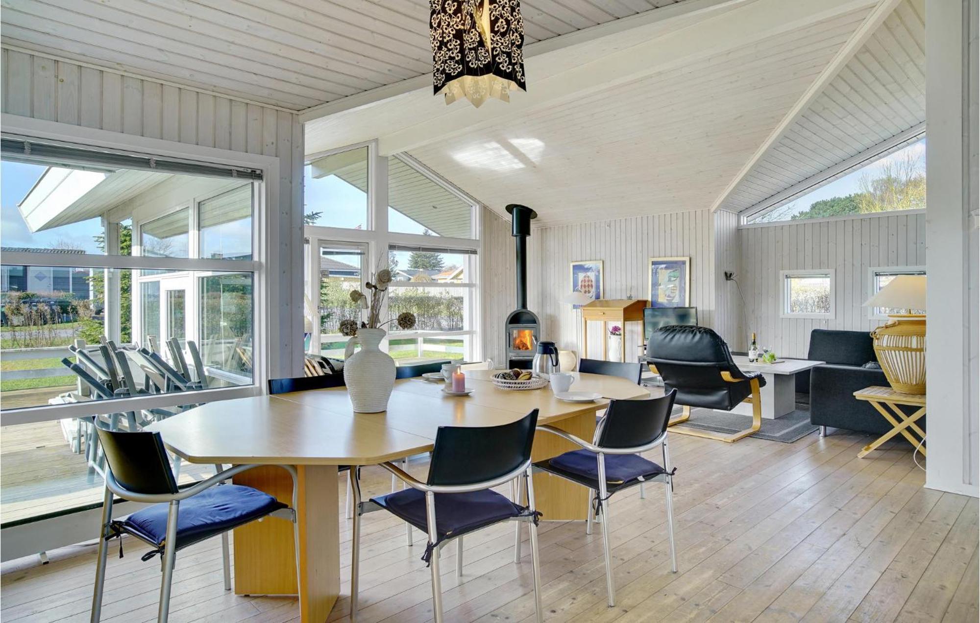 Awesome Home In Stroby With Wifi מראה חיצוני תמונה