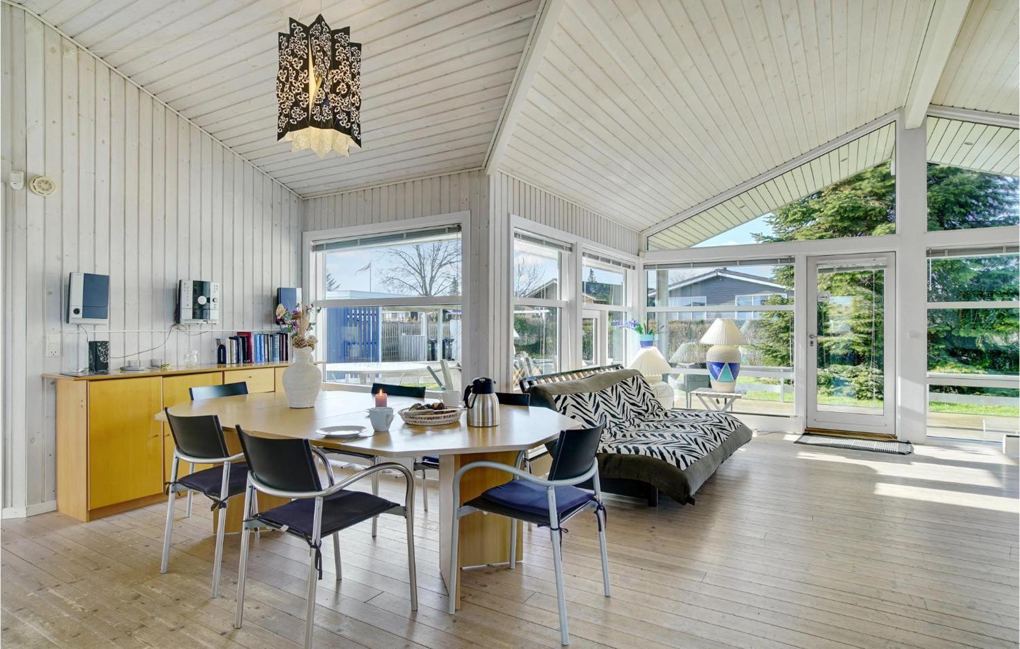Awesome Home In Stroby With Wifi מראה חיצוני תמונה